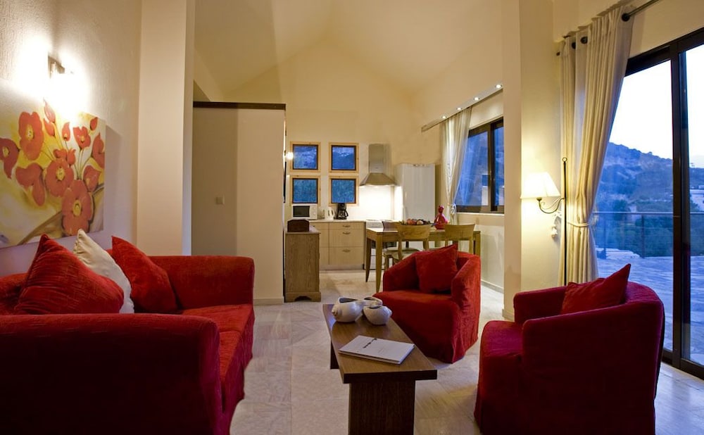 Istron Villas 33/50