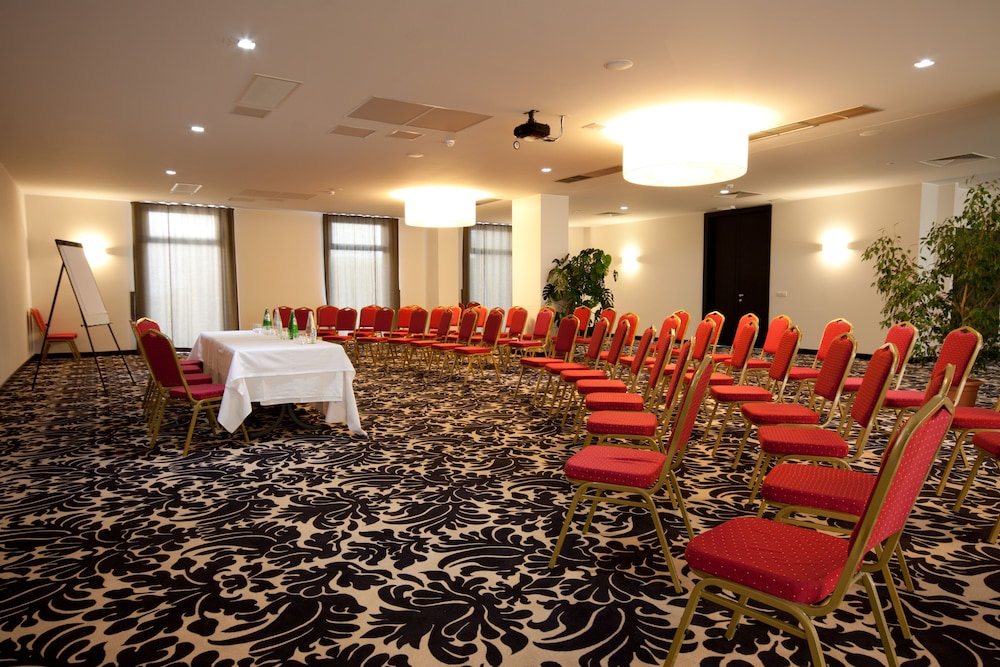 Hotel Laurus 80/82