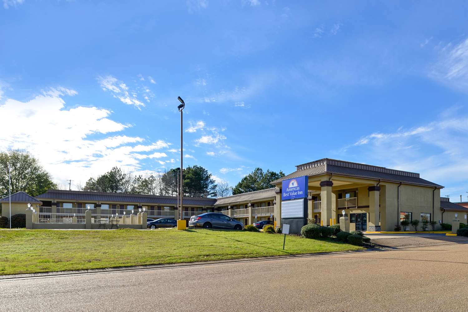 Days Inn & Suites by Wyndham Byram 22/24