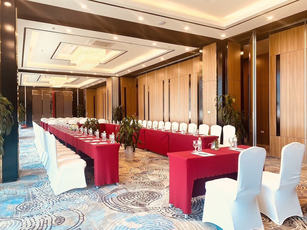 Muong Thanh Grand Ha Long 55/71
