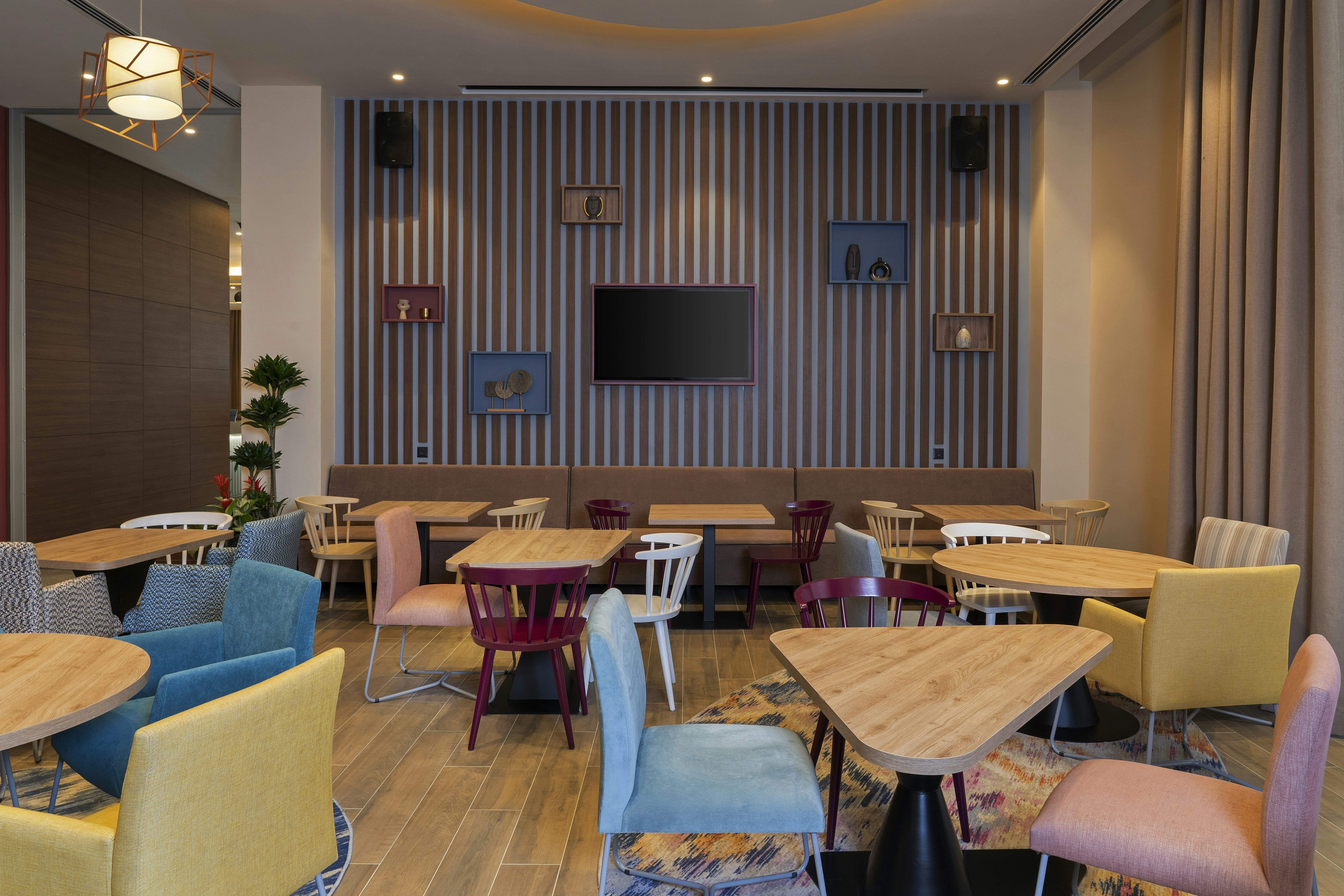 Hampton by Hilton Tashkent 50/52
