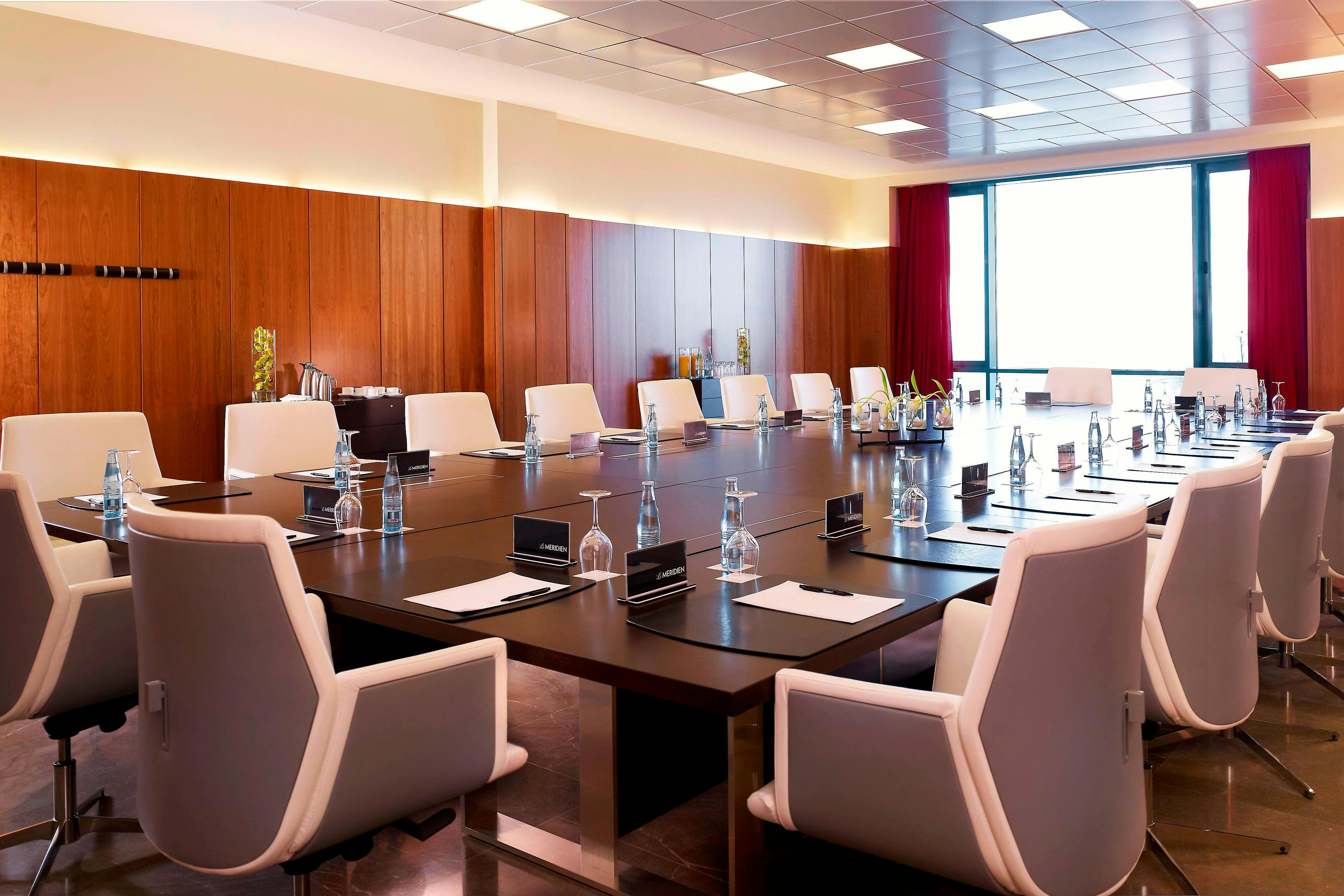 Le Meridien Oran Hotel Convention Centre 64/72