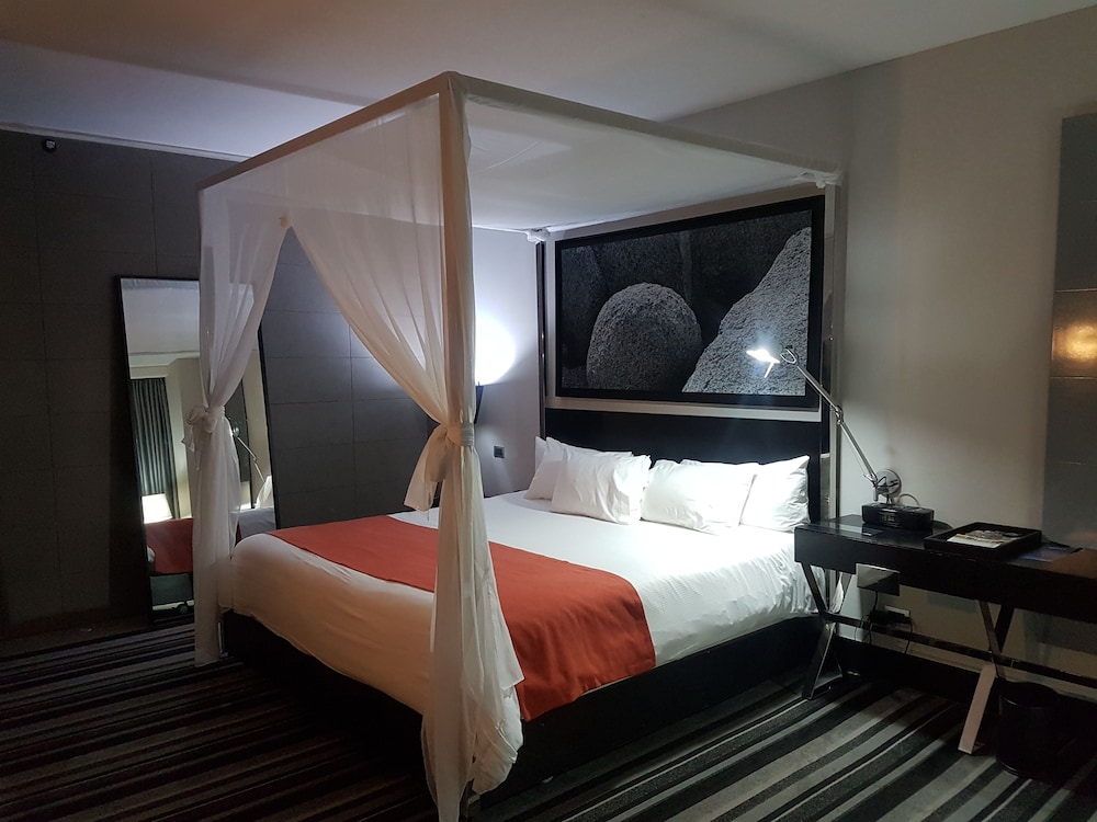 Wyndham Santiago Pettra 38/85
