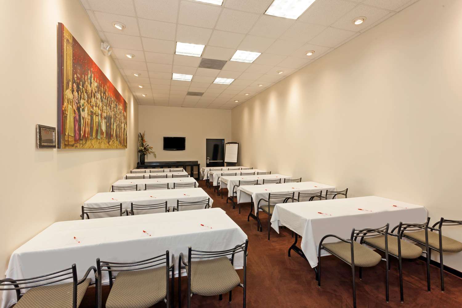 Ramada Plaza By Wyndham West Hollywood Hotel & Suites 13/15