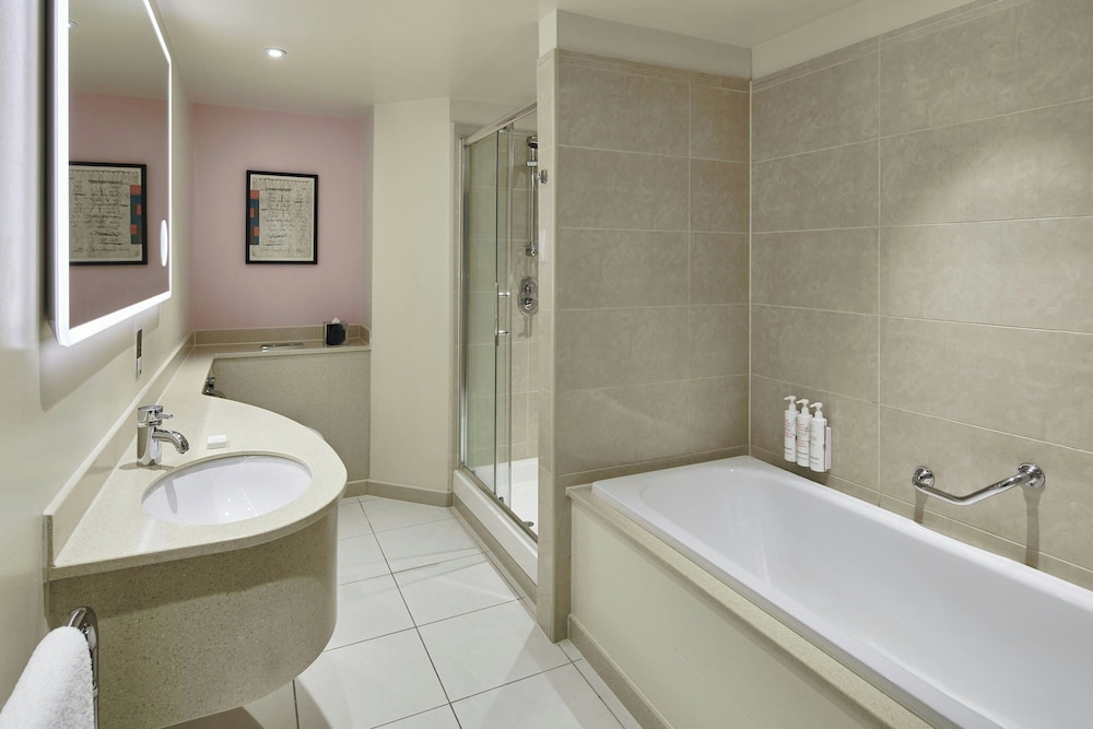 غرفة ديلوكس بسريرين منفصلين، Manchester Piccadilly Hotel 4/4