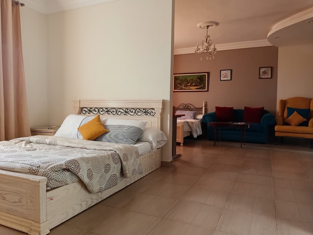 1 Bedroom, Luxury, Studio, Suite, King Bed, Courtyard View