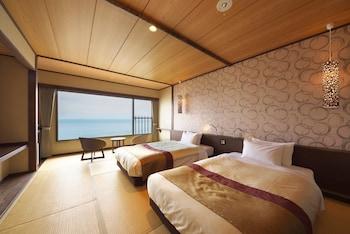 Room, Twin Beds