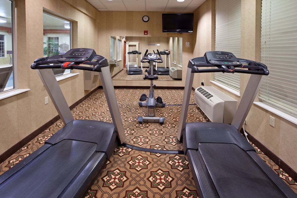 Holiday Inn Express Lebanon 26/36