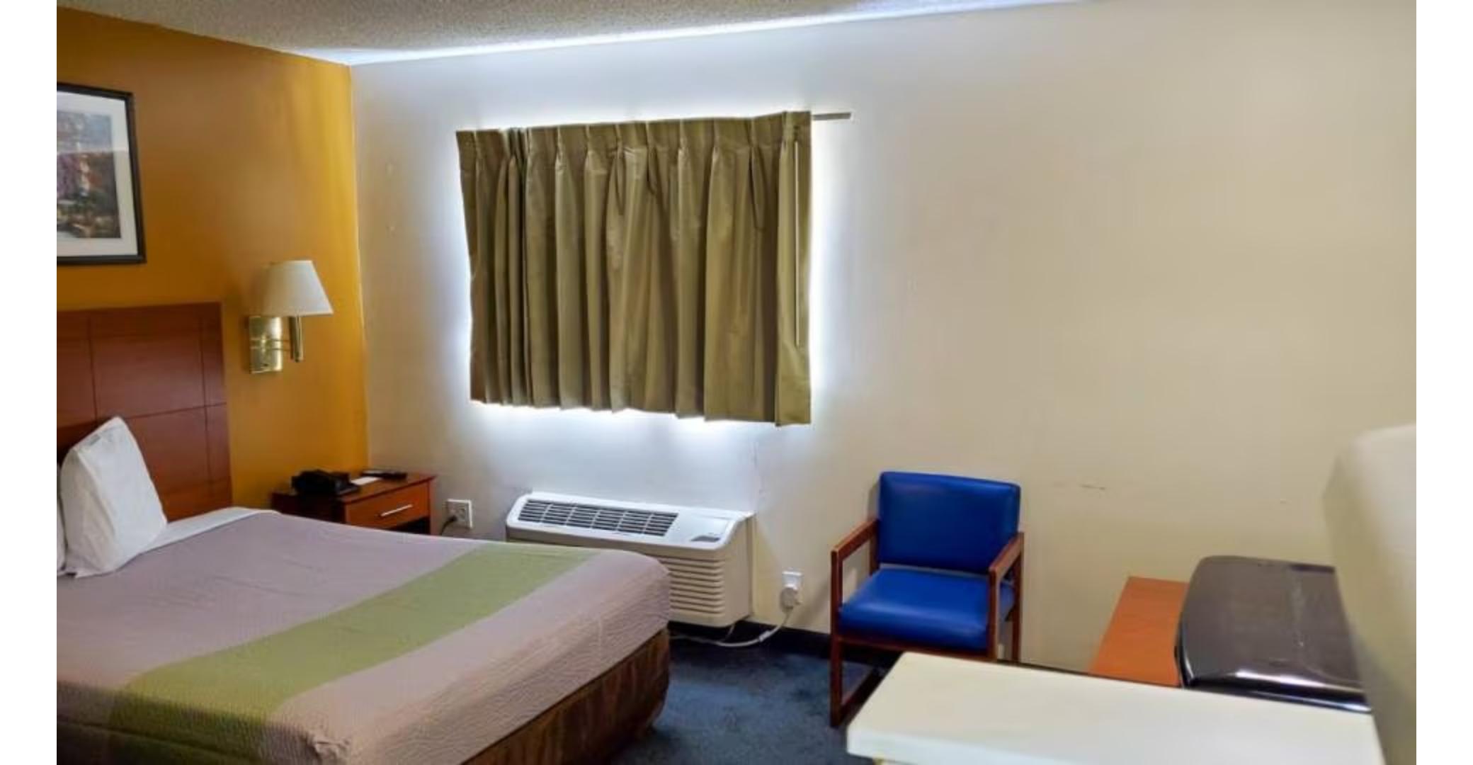Studio 6 Extended Stay - Richmond, VA - I-64 West 13/23