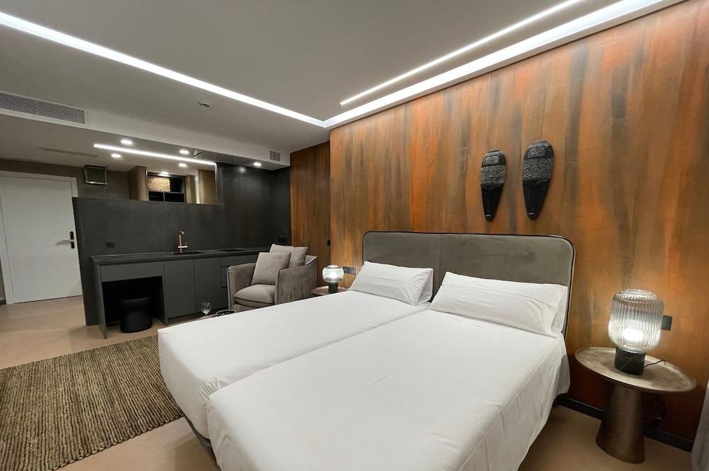 Gran Marina Suites 13/67