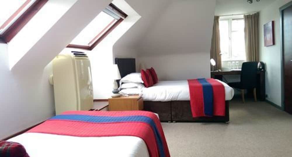 Remont Oxford Hotel 12/65