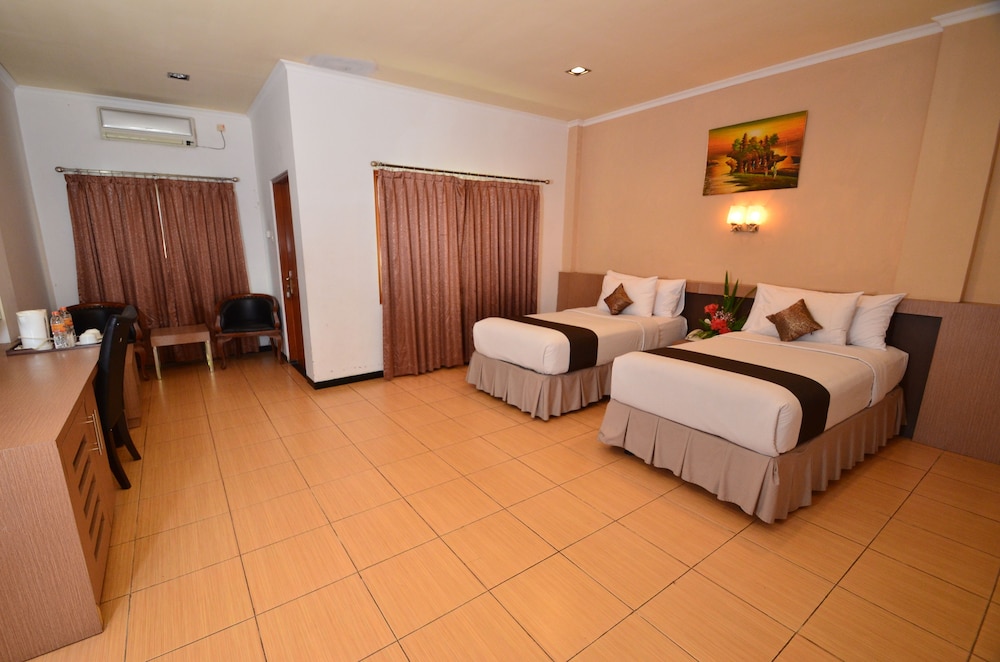Front One Resort Magelang 15/50