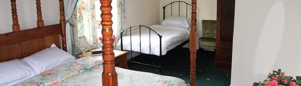 OYO Rose & Crown Hotel 14/42