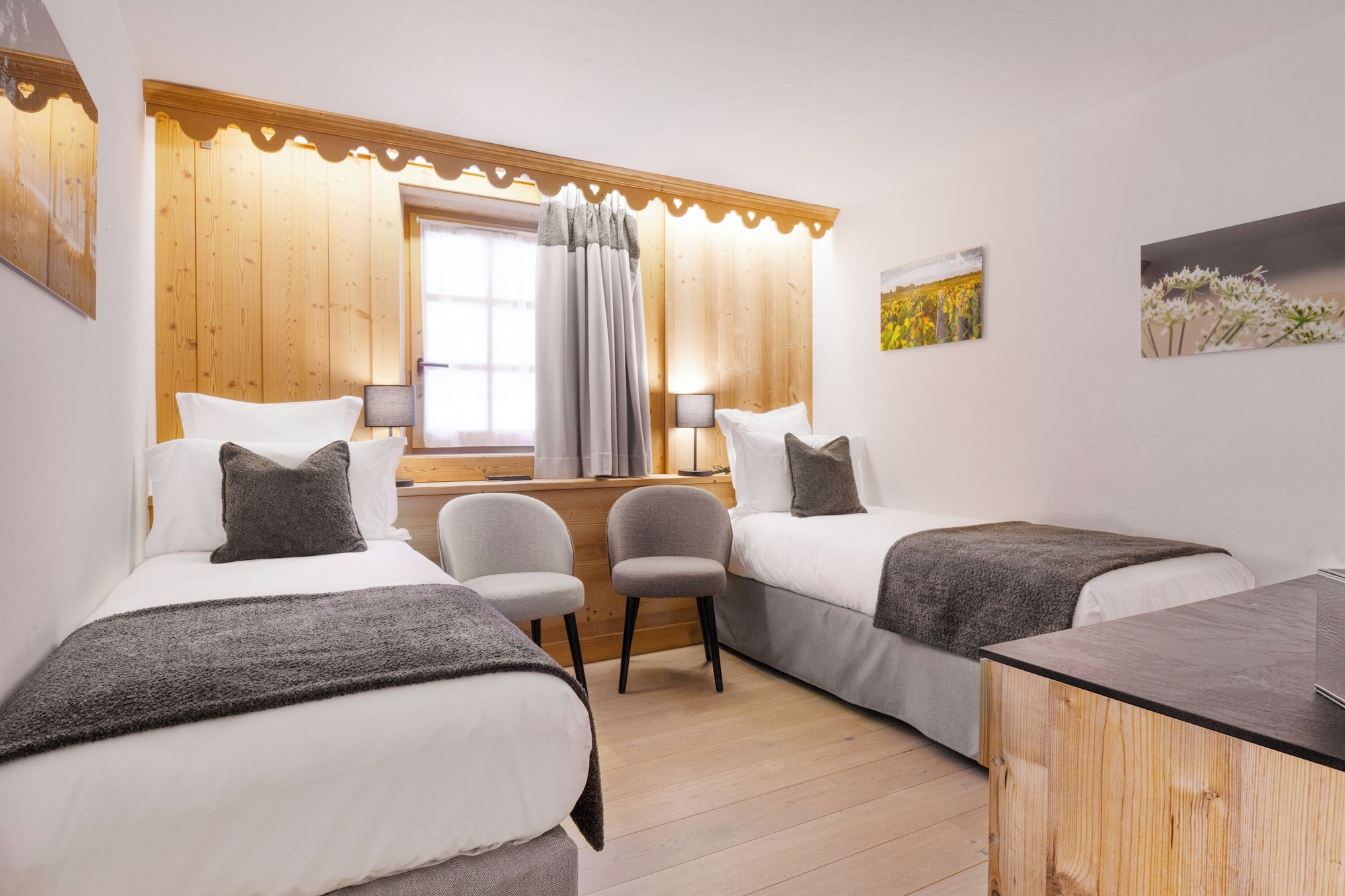 La Nature, Queen and Twin Beds