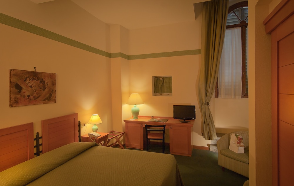 Hotel Botticelli 19/64