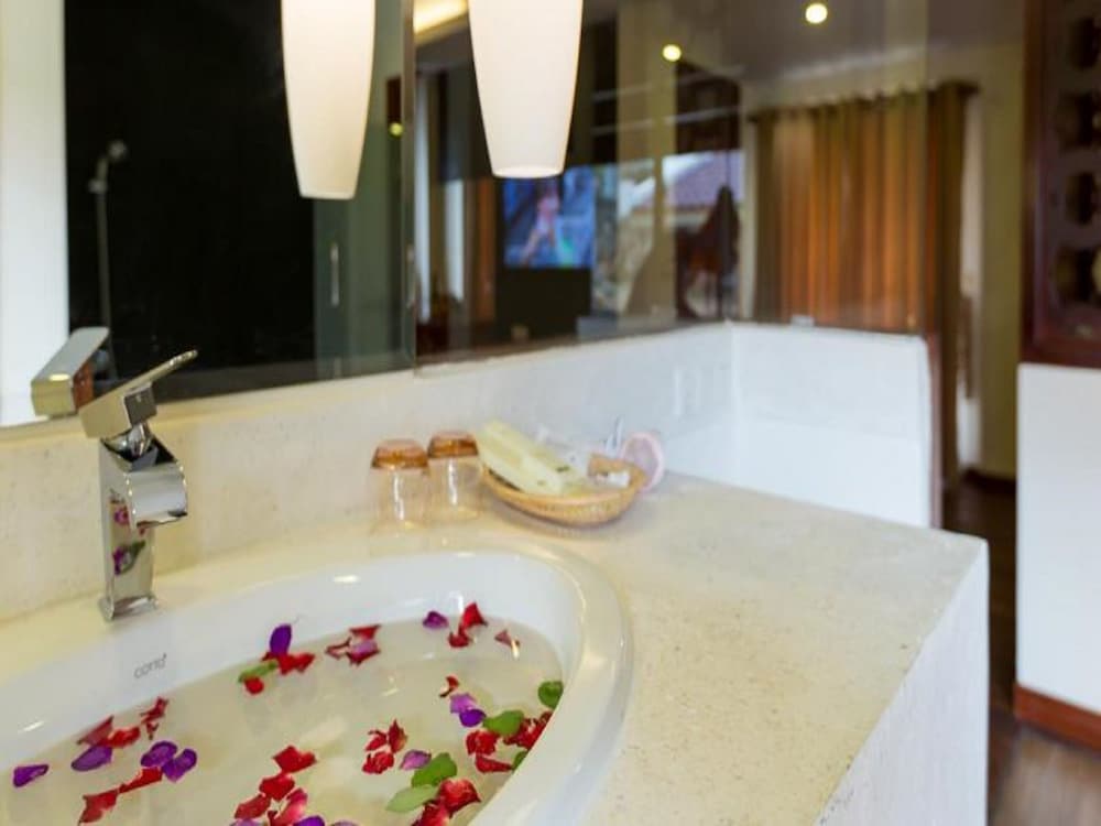 360 Resort Sihanoukville 5/69