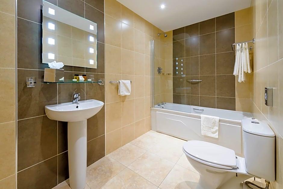 Scotts Hotel Killarney 54/55