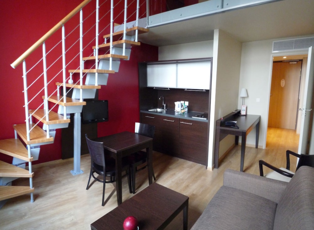 Residhome Grenoble Caserne de Bonne 63/74