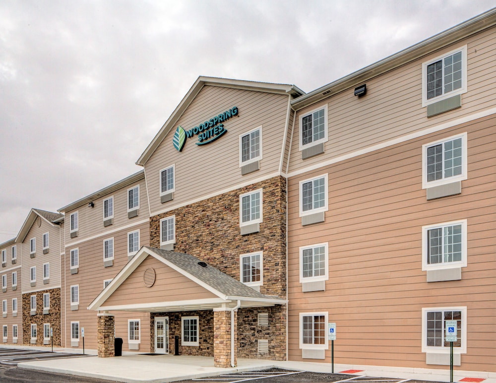 WoodSpring Suites Columbus NE I-270 Airport 3/38
