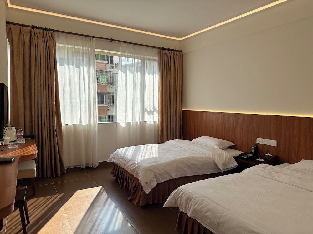 Pazhou Hotel 23/71
