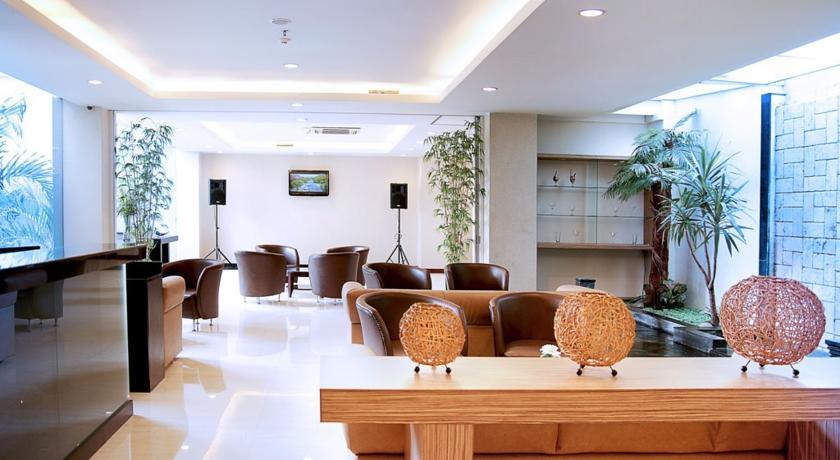 Grand Pacific Hotel 22/28