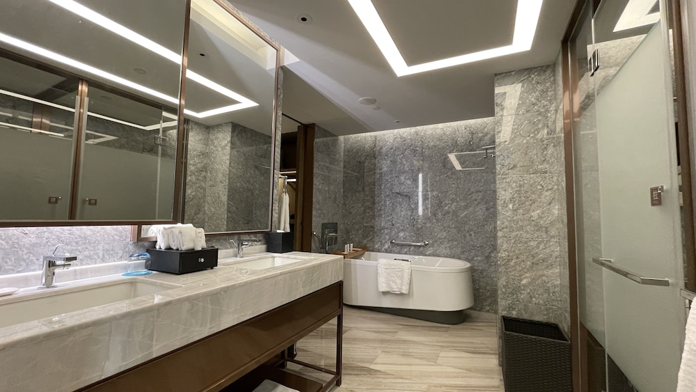 Radisson Suzhou 49/50