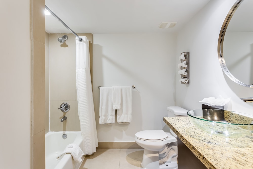 Beach Haus Bal Harbour 76/76