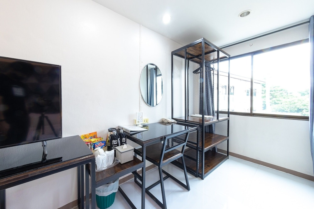 Bed By Tha-Pra Hotel And Apartment 25/36