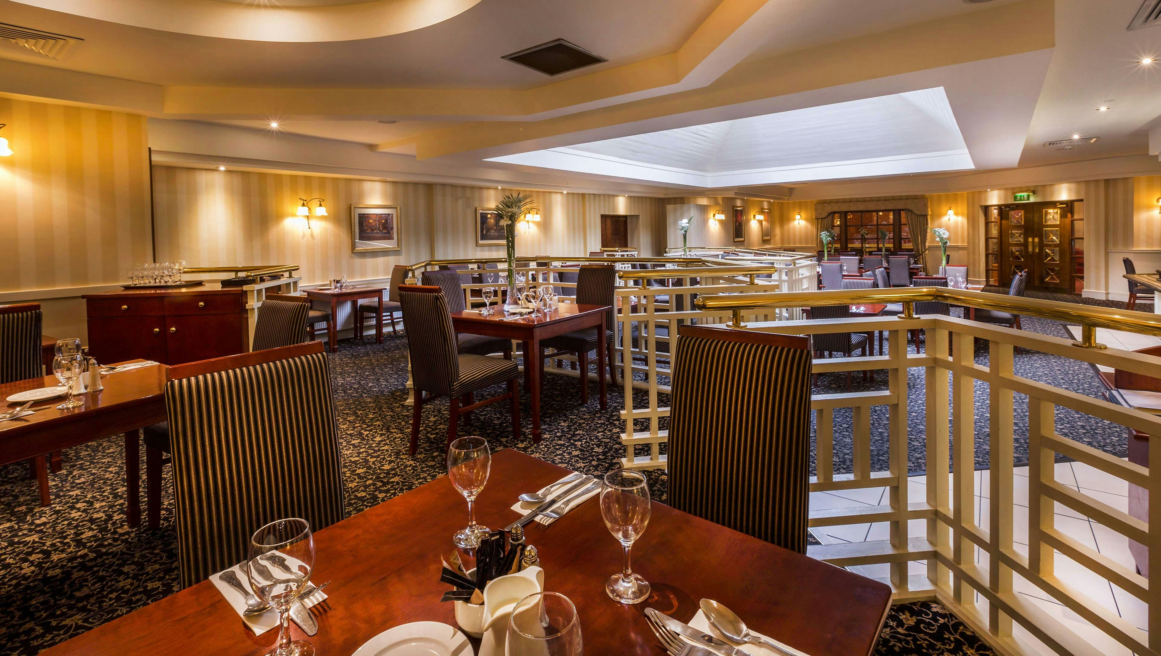 ARDBOYNE HOTEL 26/38