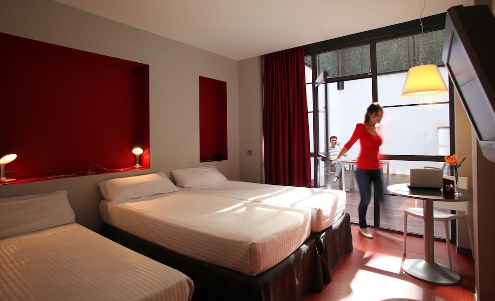 Hotel Ciutat Vella 6/27