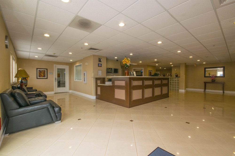 Executive Residency by Best Western Victorville 5/24