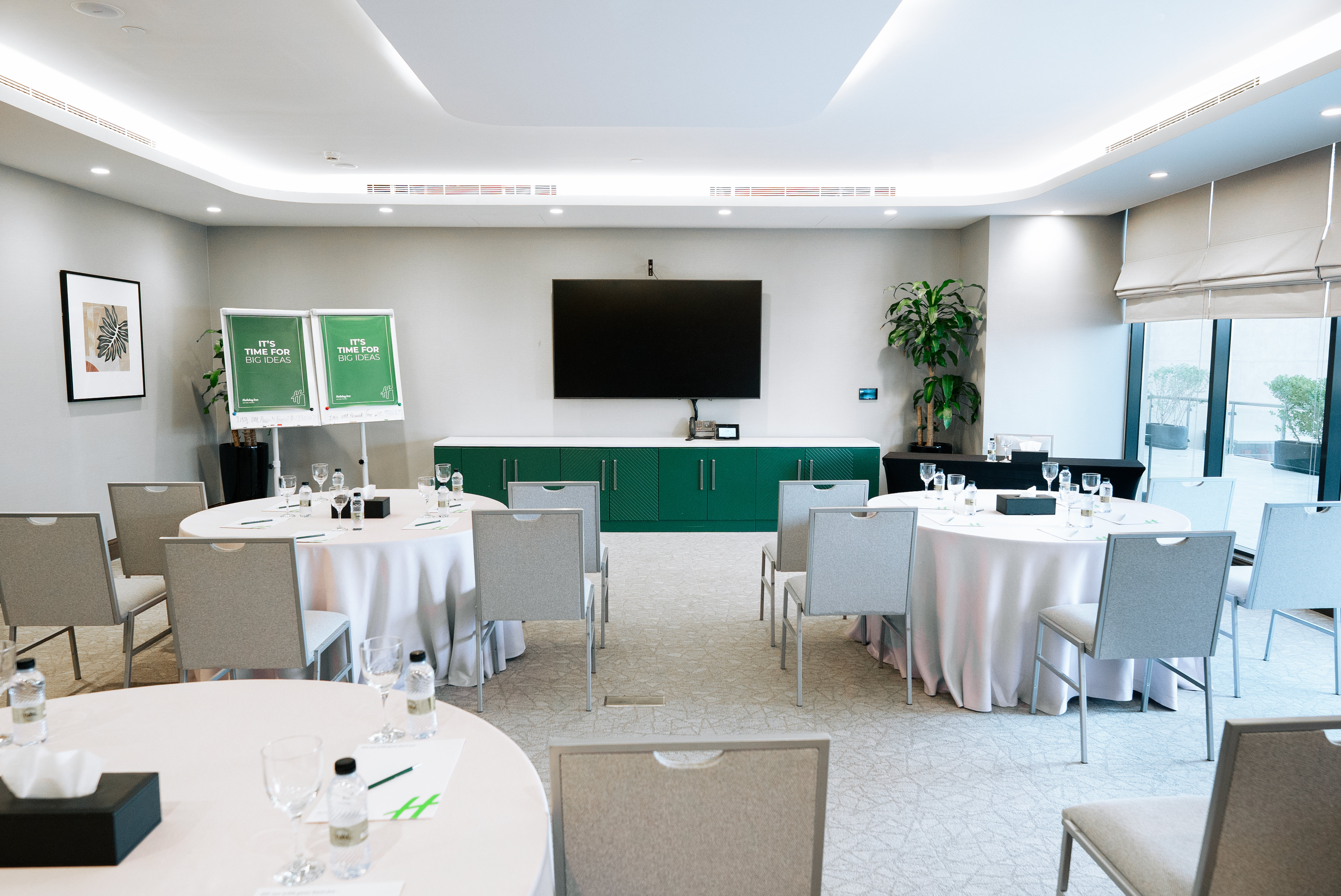 هوليداي إن الرياض منطقة الأعمال(Holiday Inn Riyadh The Business District) 40/50