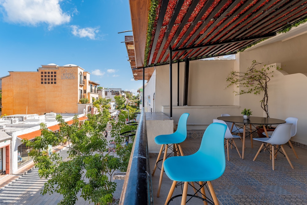 Hotel Brisas 5a AV 54/62
