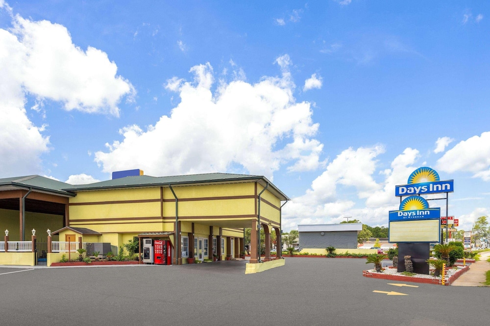 Quality Inn Waycross 8/58