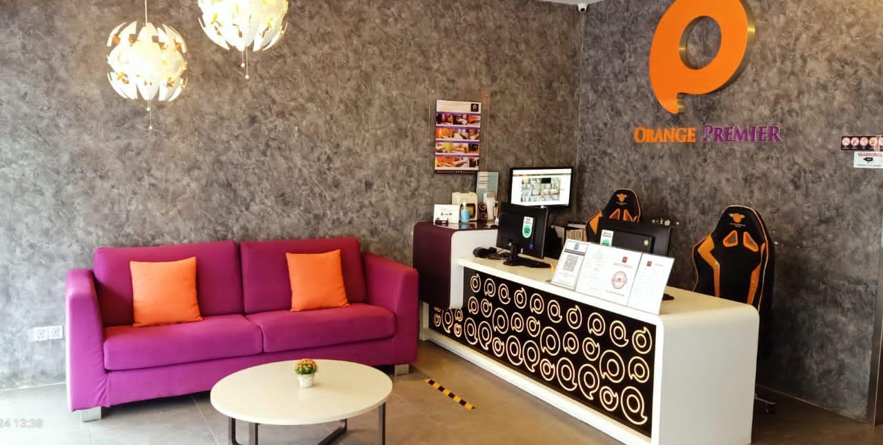 Orange Premier Hotel Taman Segar 35/40