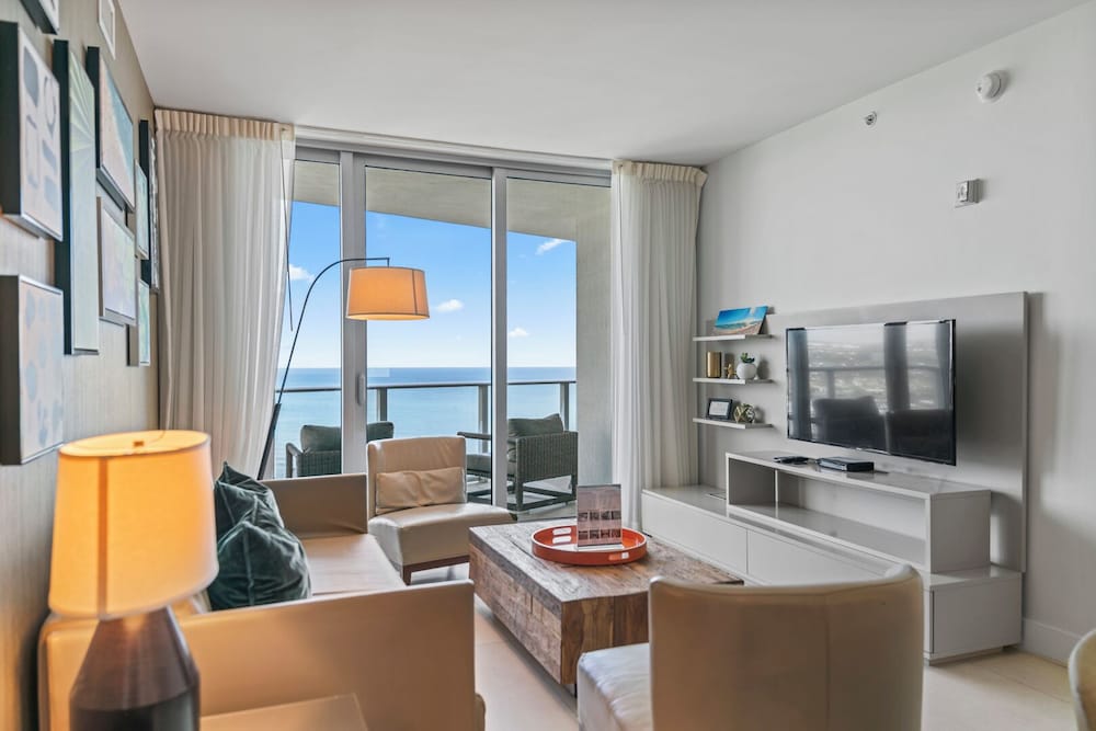 Lyfe Resort & Residences 46/66