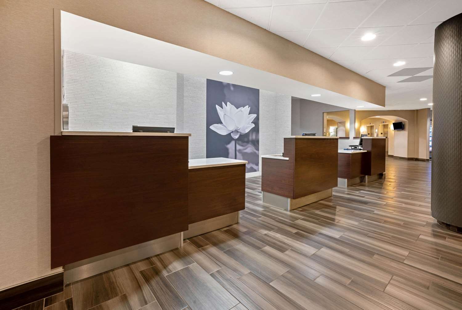 La Quinta Inn & Suites by Wyndham Tacoma - Seattle 6/45