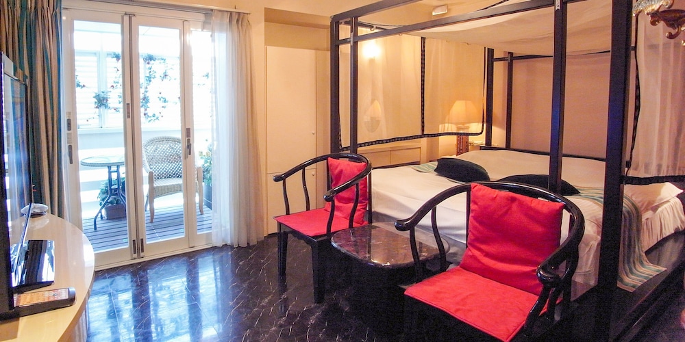 V Hotel - Adults Only 29/50