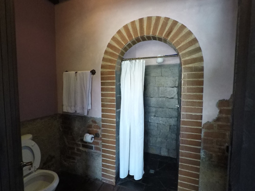 Hotel Monasterio 48/65