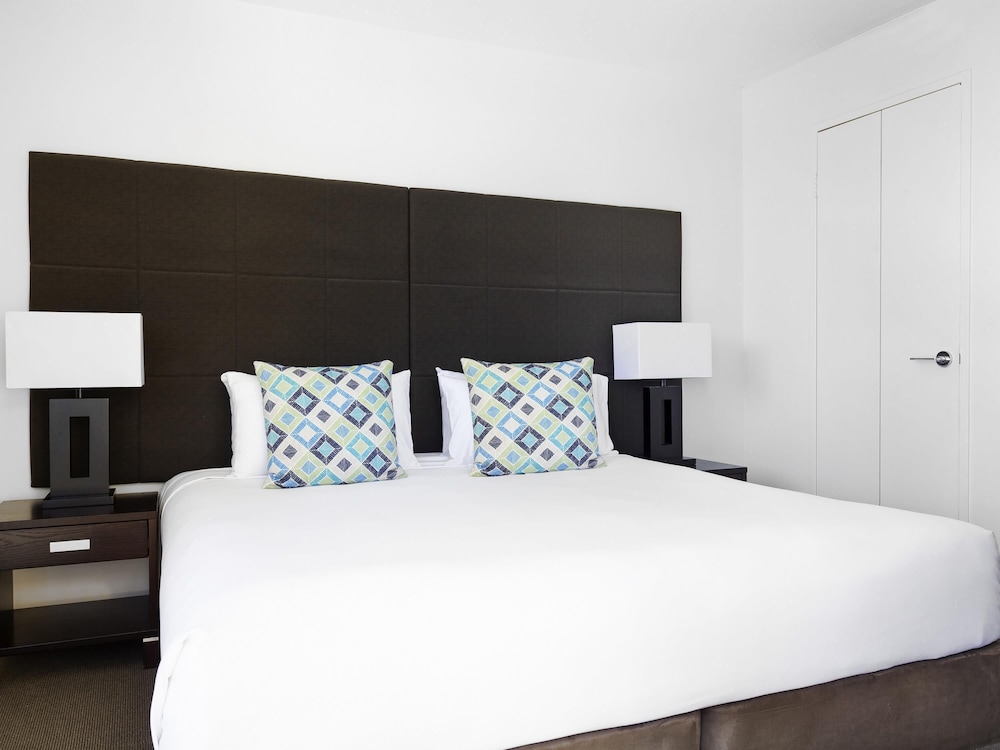 1 BEDROOM, EXECUTIVE