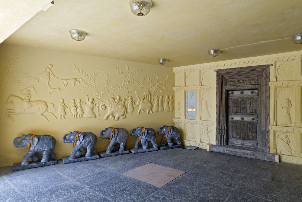 Chunda Palace 36/49