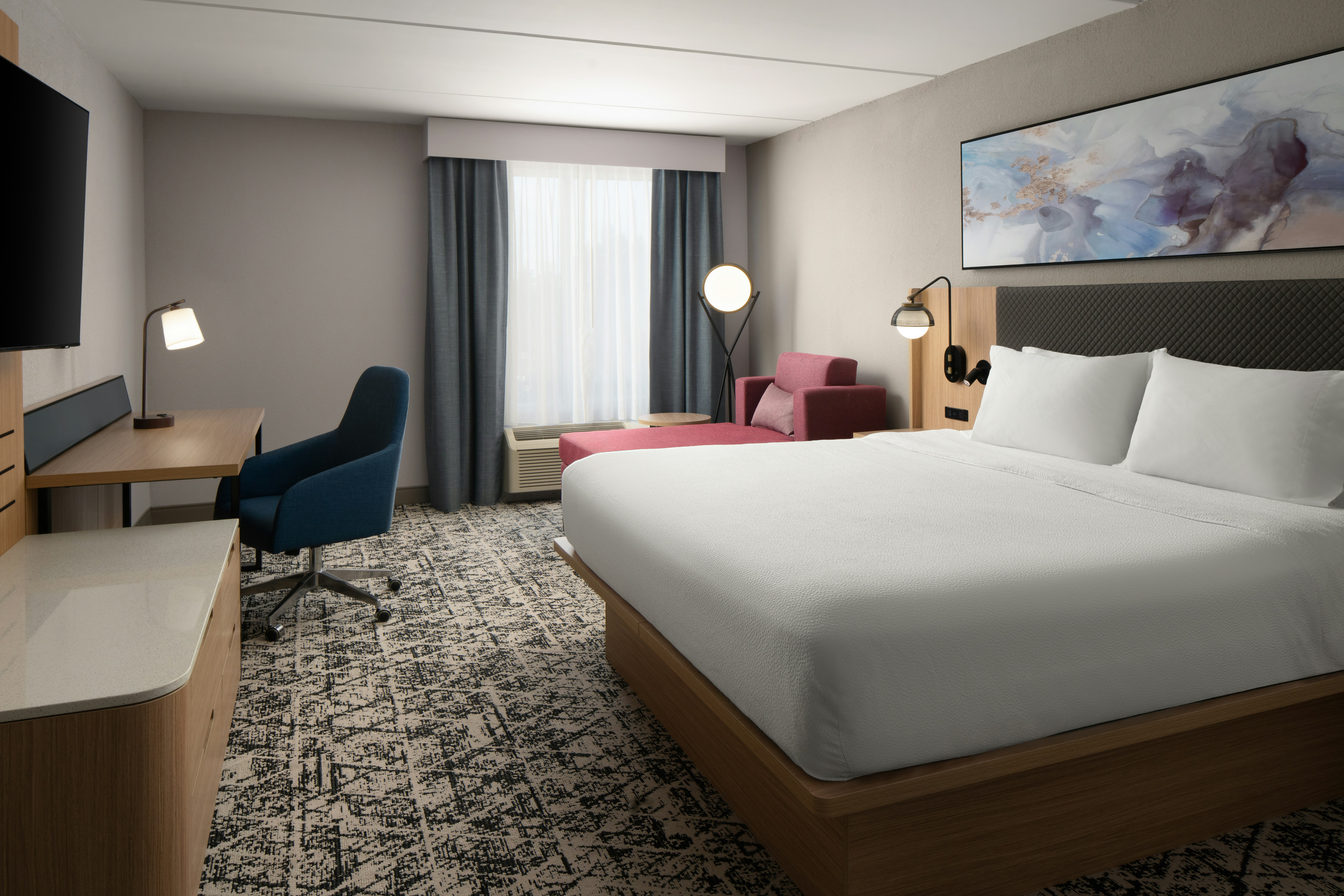 ROOM, KING BED