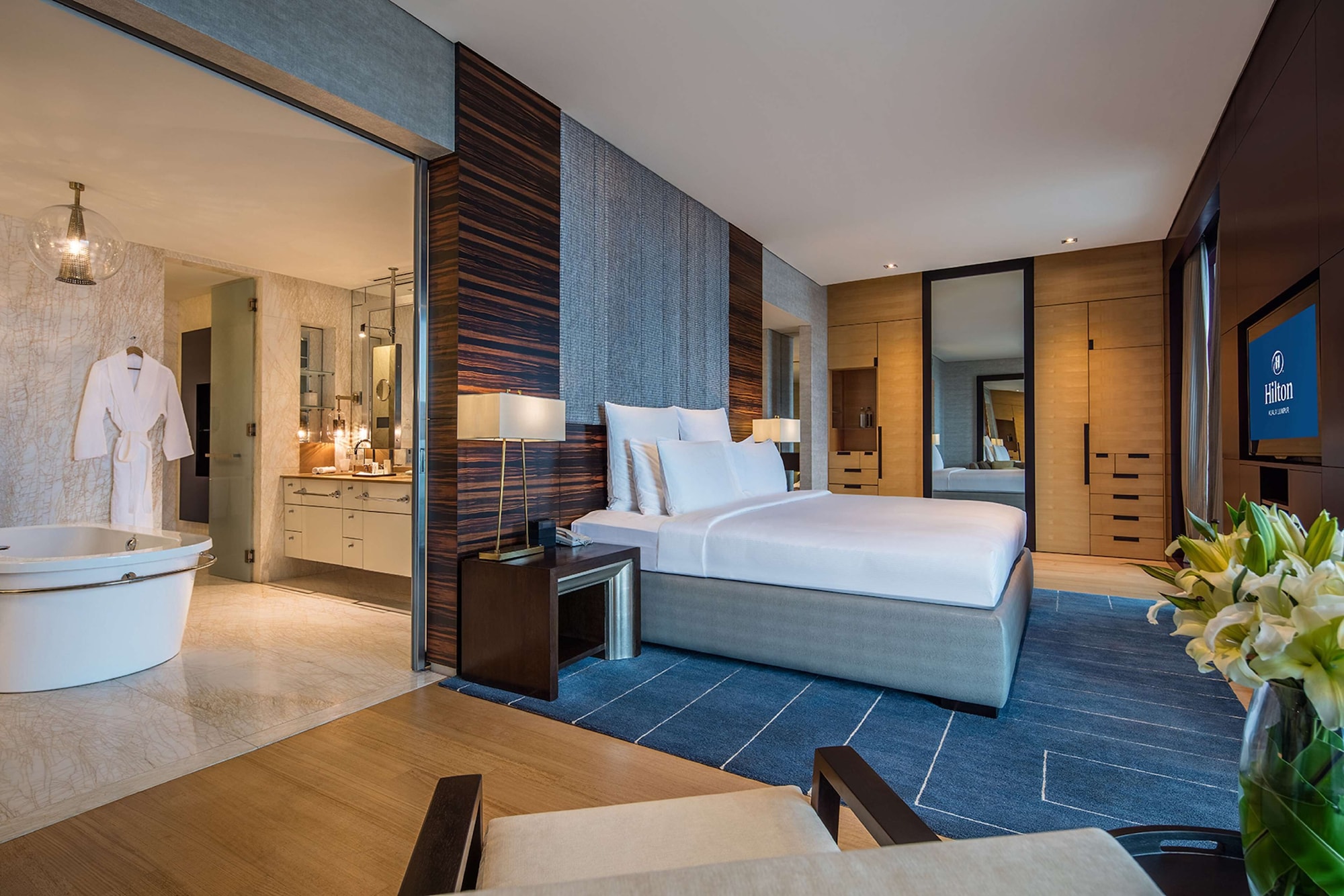Presidential, Suite, King Bed, Lake View, Hilton Kuala Lumpur 4/7
