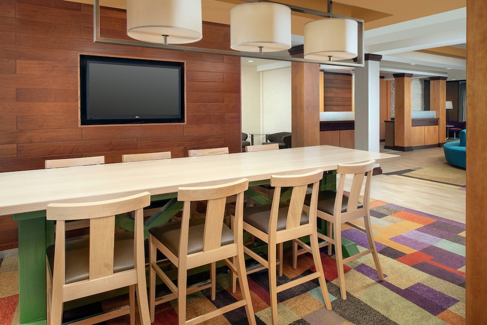 Fairfield Inn And Suites Yakima 20/21