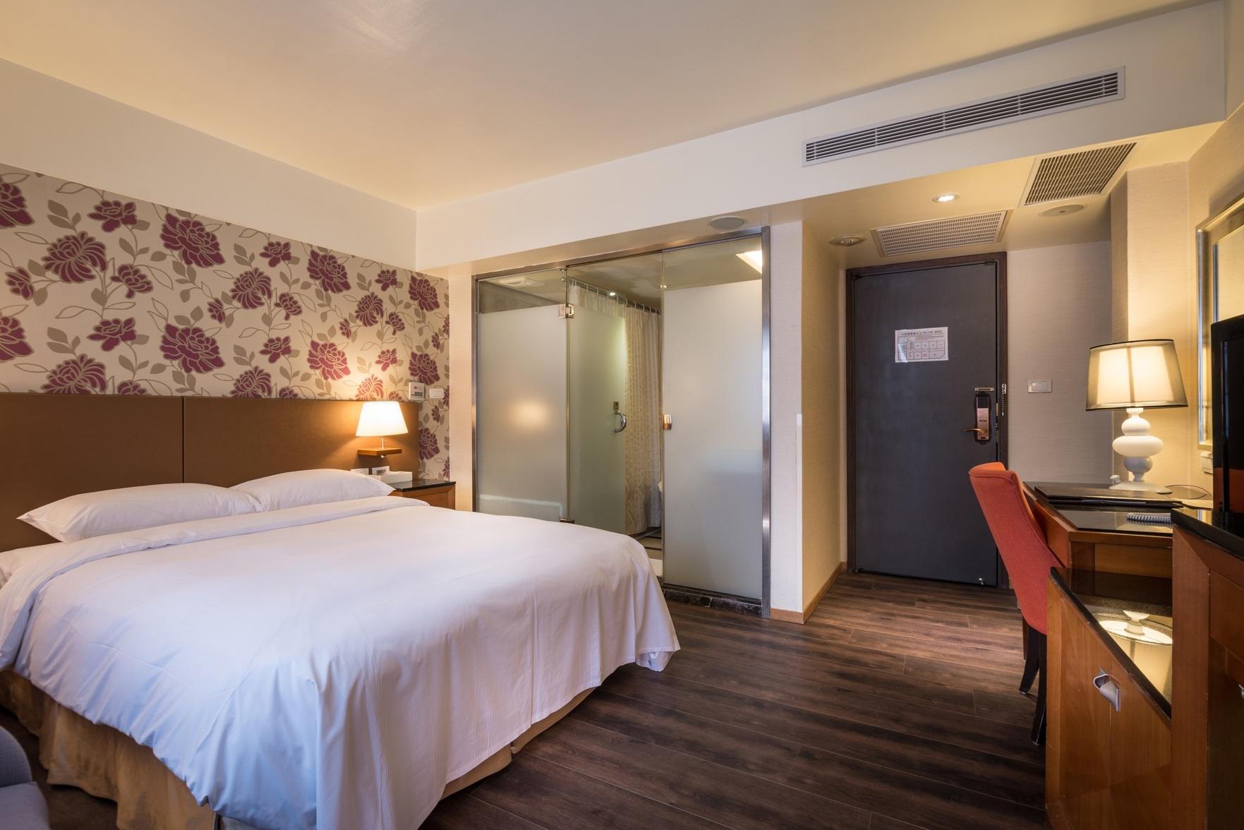 Business, Double Bed