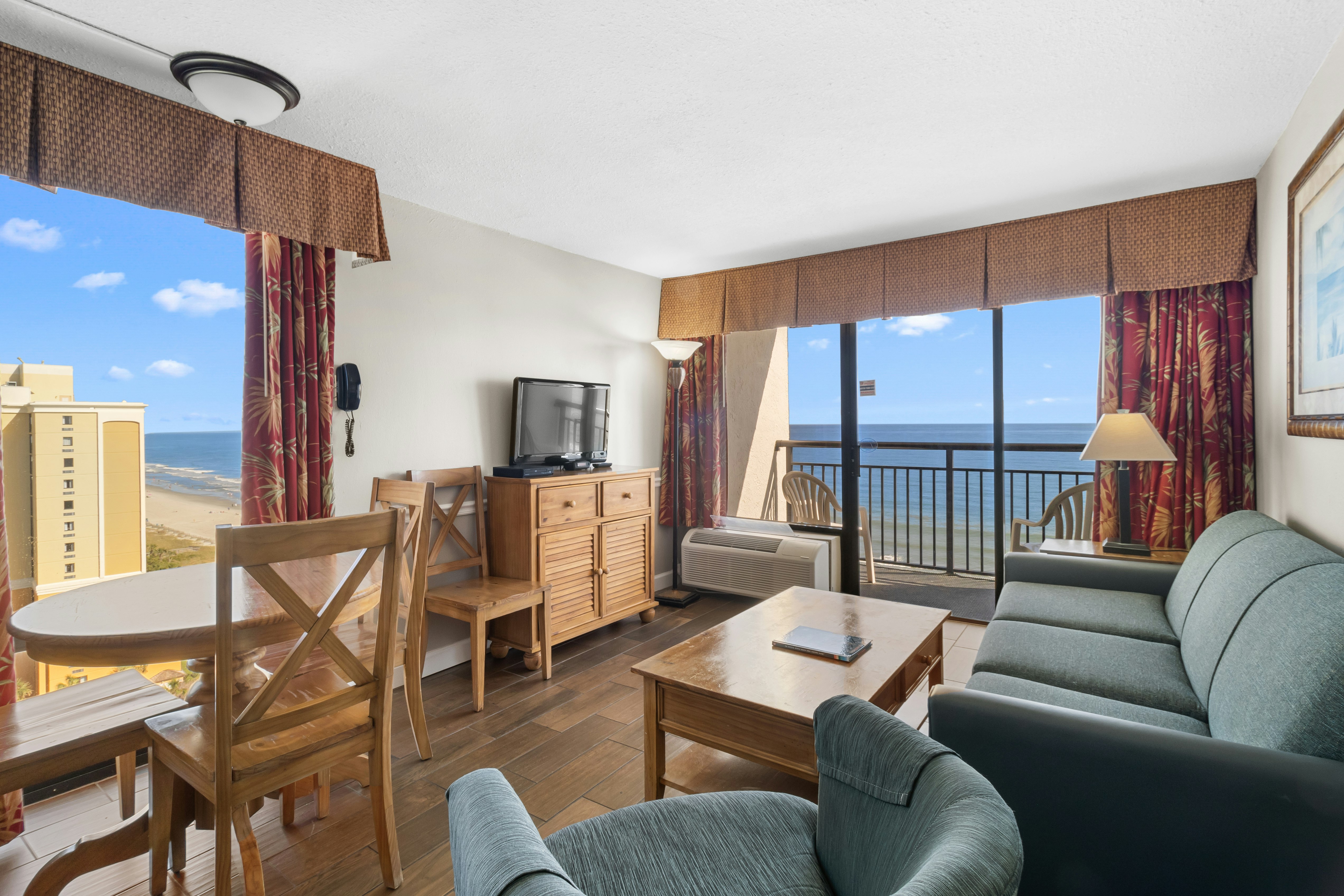 Monterey Bay Suites 51/81