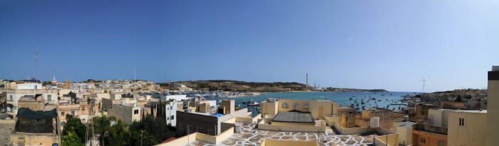 Port View Guest House 32/38