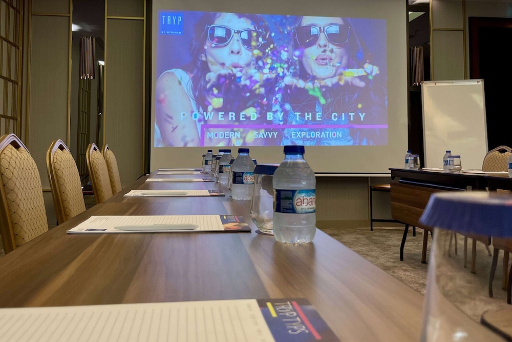 TRYP by Wyndham Istanbul Maltepe 58/63