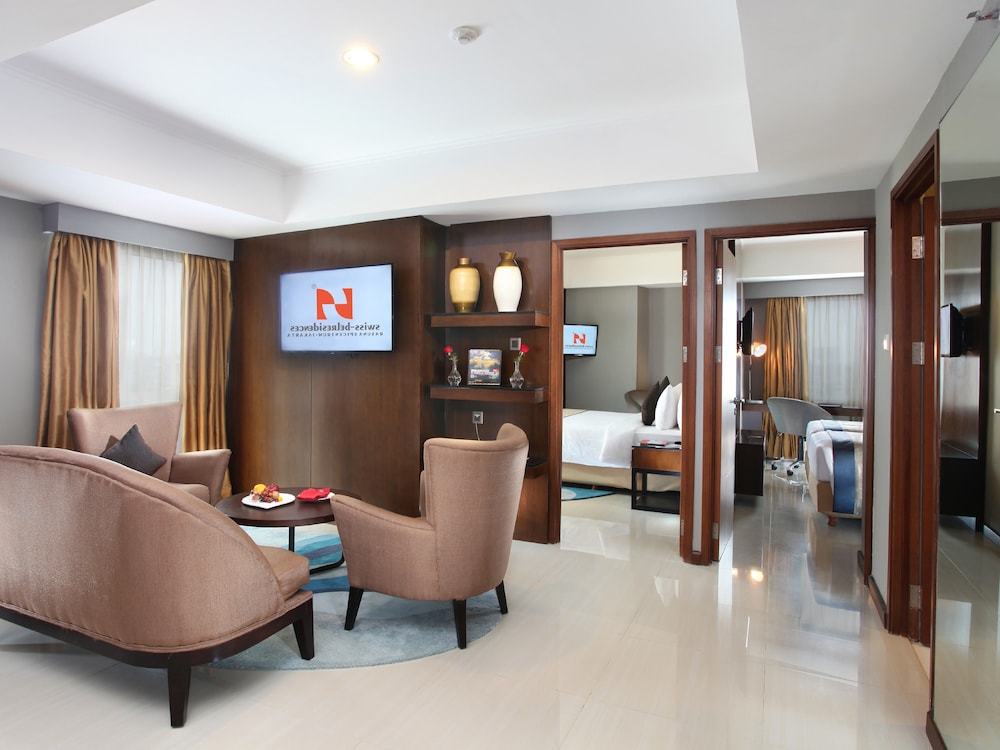 Swiss-Belresidences Rasuna Epicentrum 33/40