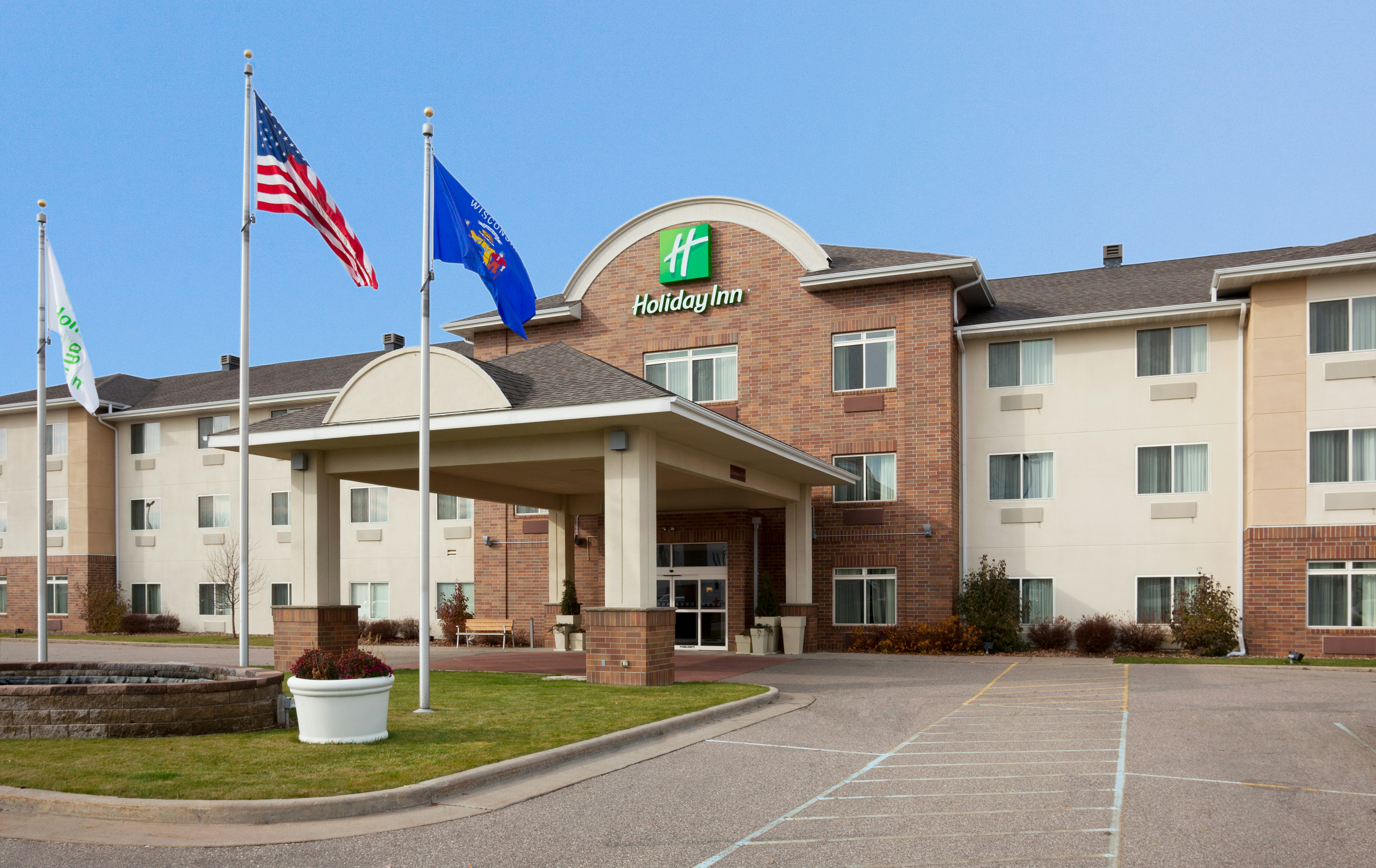 Holiday Inn Conference Ctr Marshfield 67/70